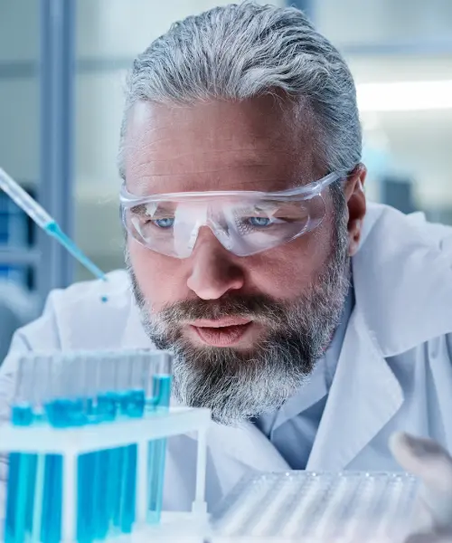 Siarczan glinu w stawach hodowlanych – jak poprawia klarowność wody i warunki bytowe ryb?